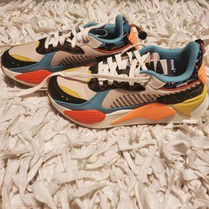 Pumas multi-color